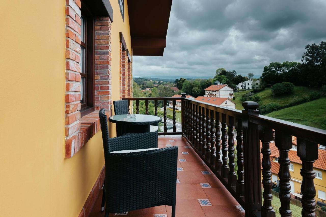 La Solana Montanesa Hotell Comillas Exteriör bild