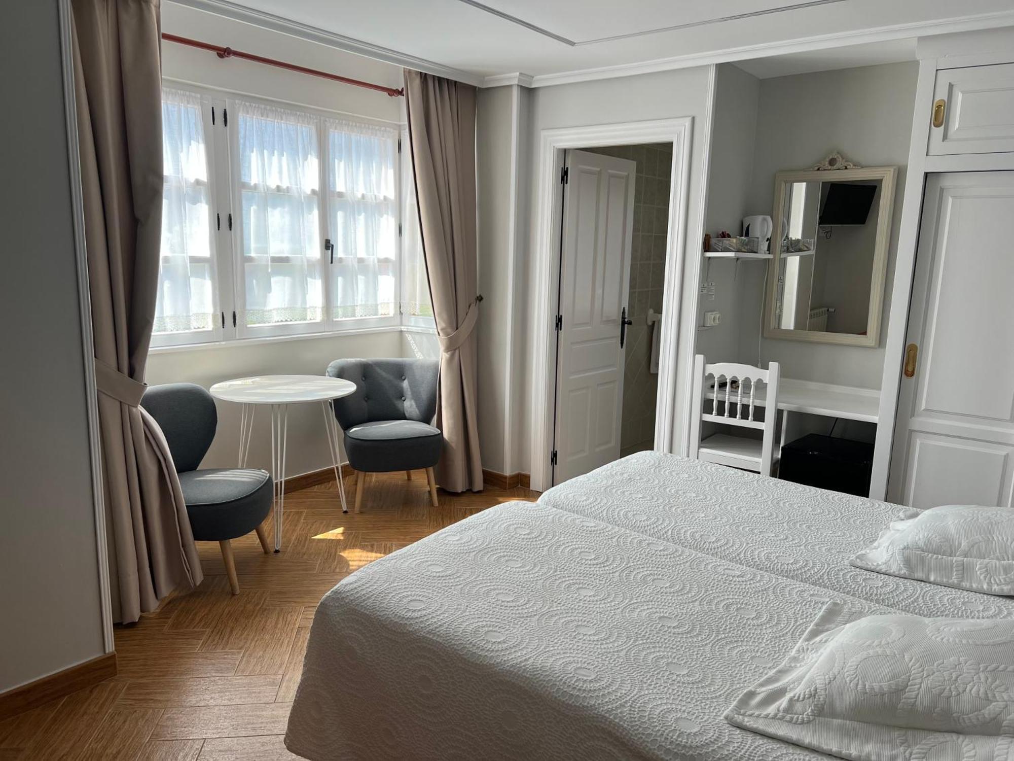 La Solana Montanesa Hotell Comillas Exteriör bild